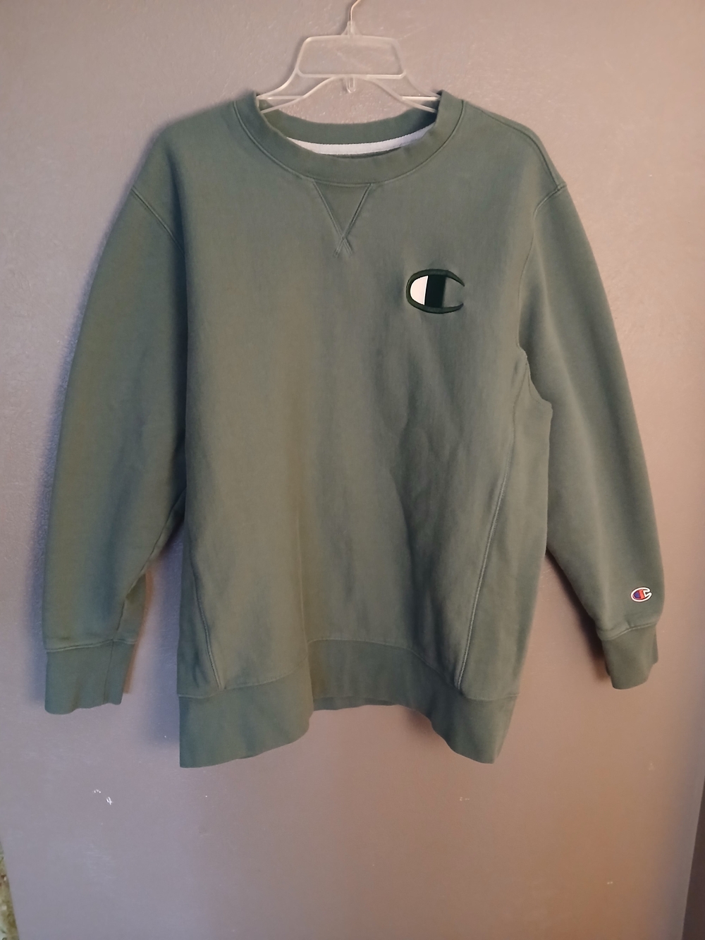 Champion Men's Crewneck Sweatshirt in Olive Green-XL
